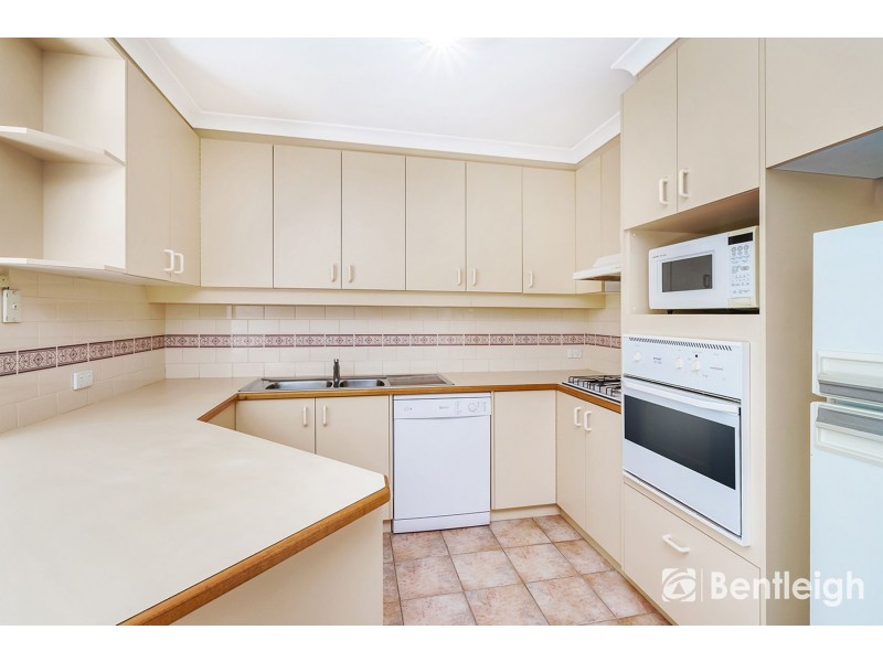 2/45 Brett Street, Murrumbeena VIC 3163