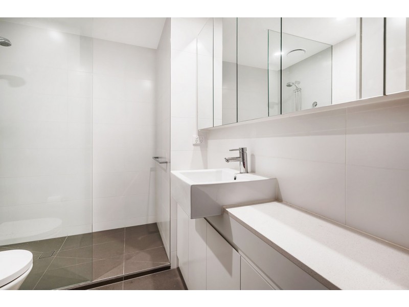 201/24 Becket Avenue, Bentleigh East VIC 3165