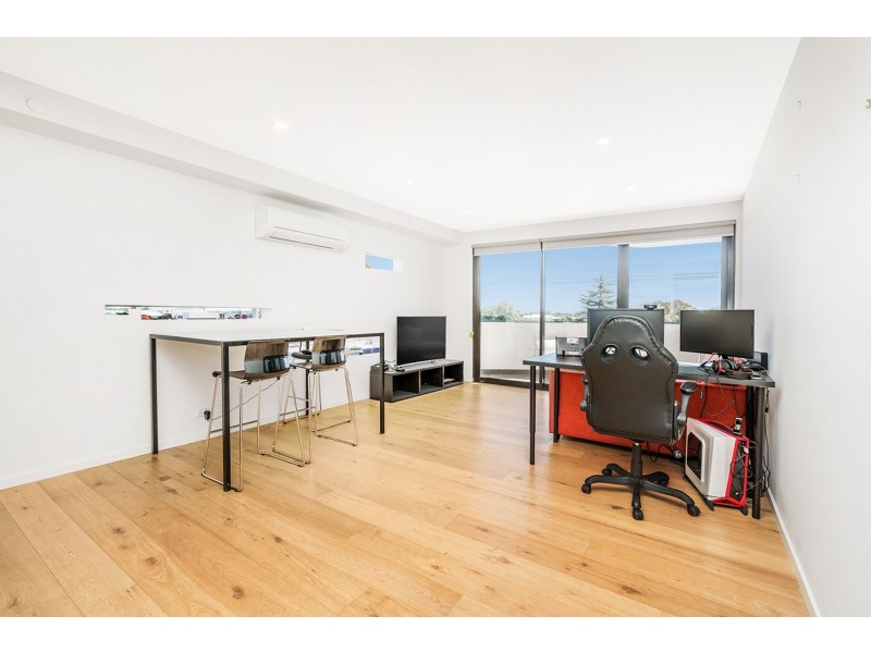 201/24 Becket Avenue, Bentleigh East VIC 3165