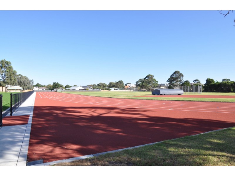 201/24 Becket Avenue, Bentleigh East VIC 3165