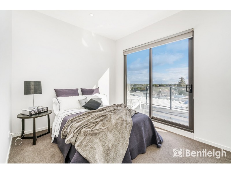 301/24 Becket Avenue, Bentleigh East VIC 3165
