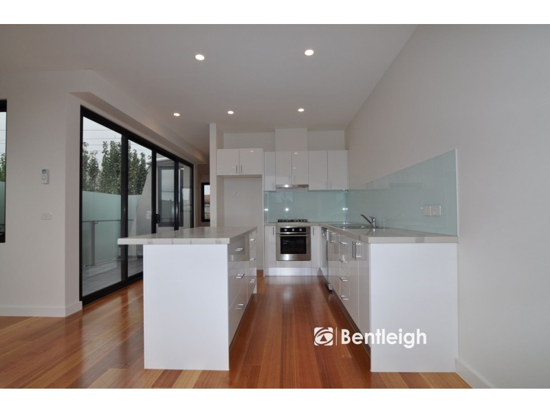 8 Nelson Street, Balaclava VIC 3183