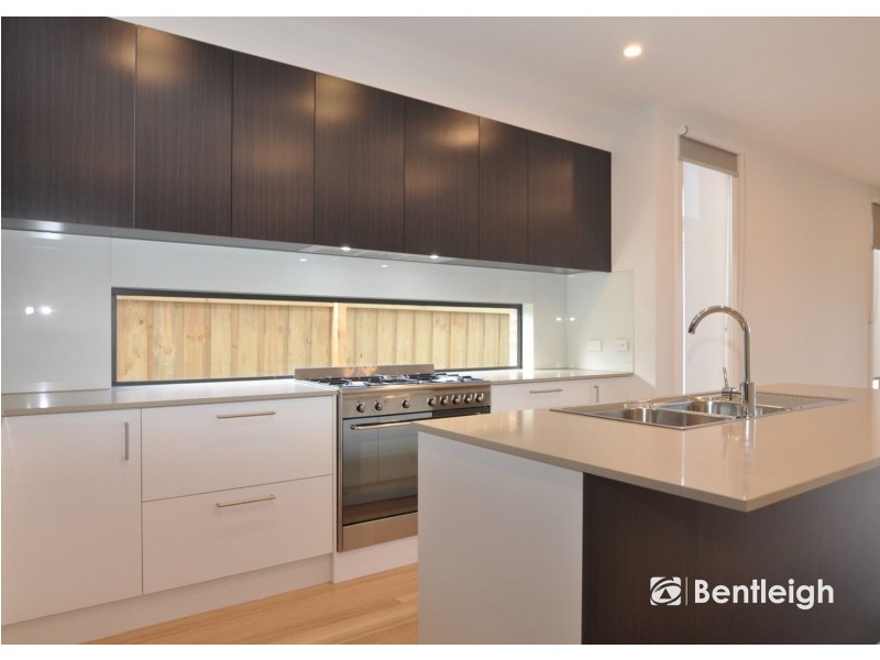 32B Edinburgh Street, Bentleigh East VIC 3165