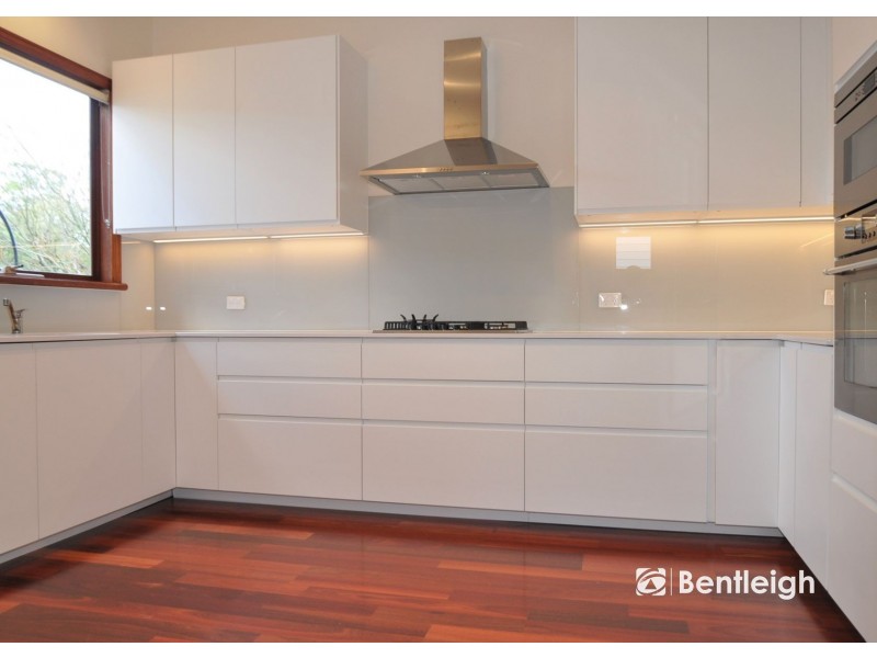 3 Fitzroy Street, Mckinnon VIC 3204