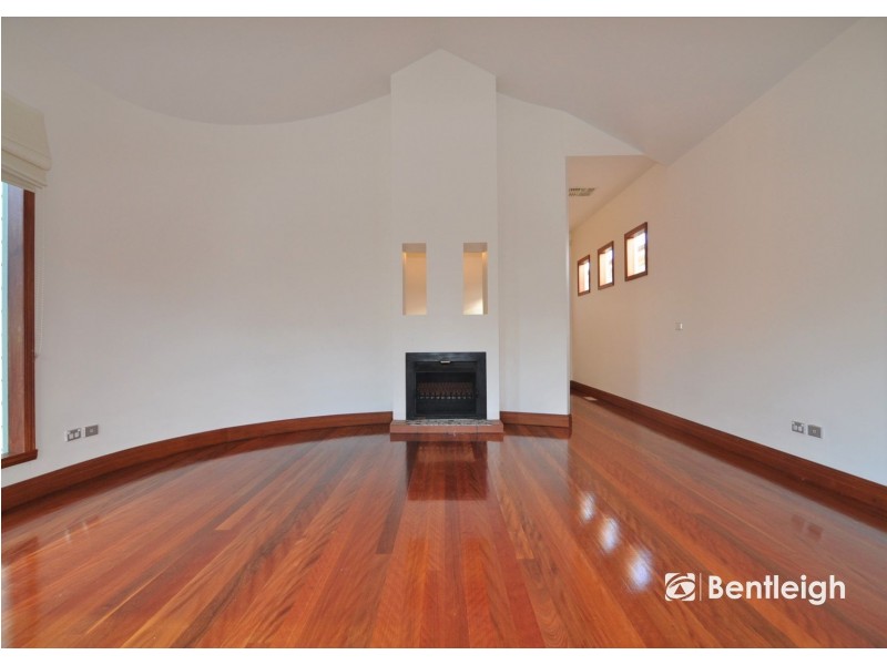 3 Fitzroy Street, Mckinnon VIC 3204