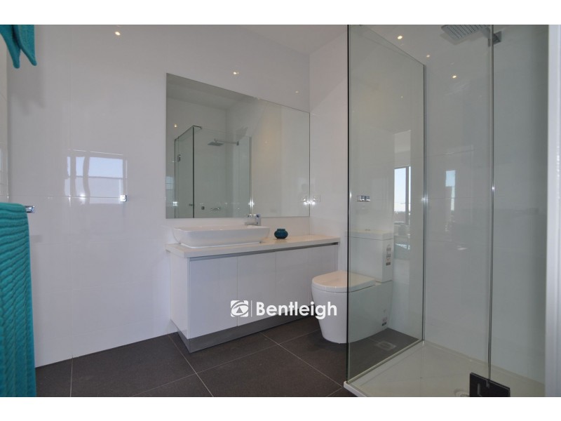 8/36 Browns Rd, Bentleigh East VIC 3165