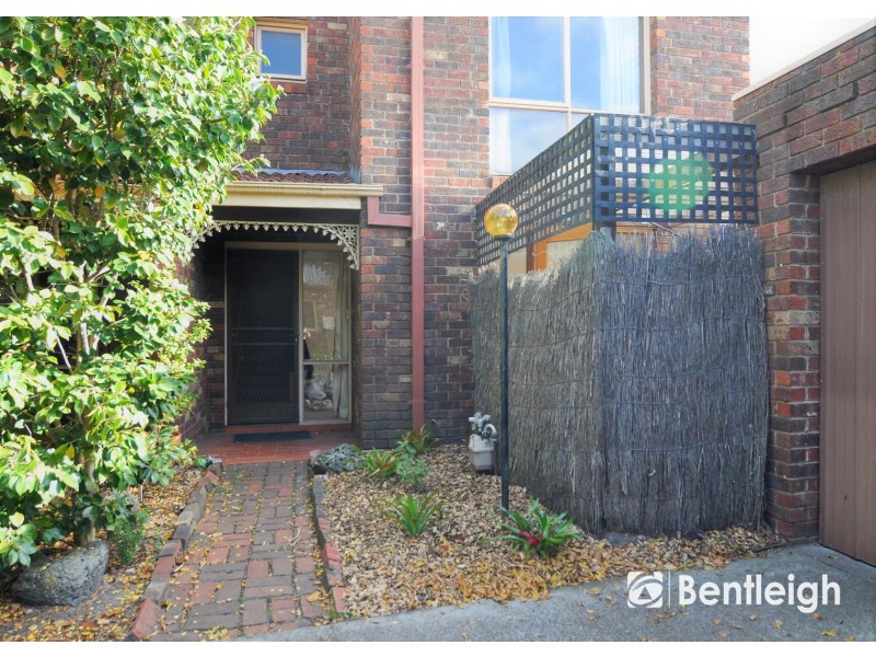 2/11-15 Preston Road, Hughesdale VIC 3166