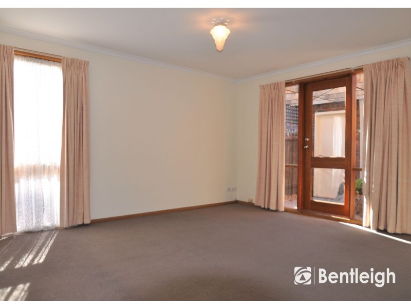 2/11-15 Preston Road, Hughesdale VIC 3166