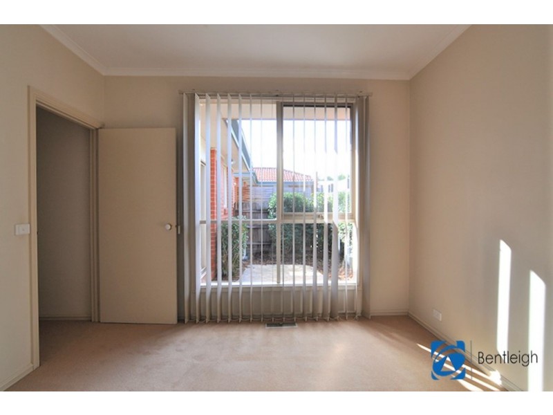 3/2 Garden Road, Bentleigh East VIC 3165