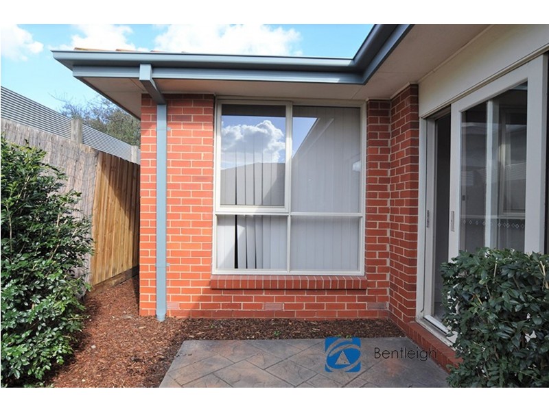 3/2 Garden Road, Bentleigh East VIC 3165