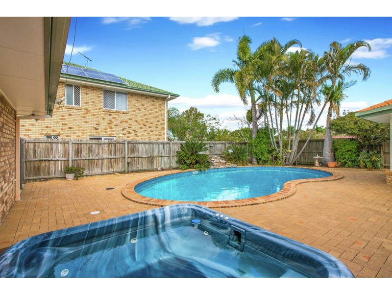 6 Wattle Court, Calamvale QLD 4116