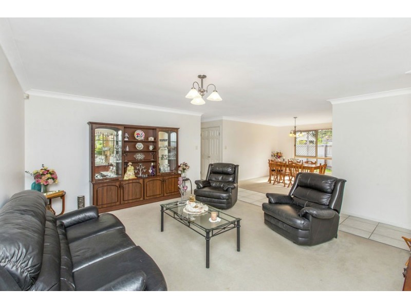 6 Wattle Court, Calamvale QLD 4116