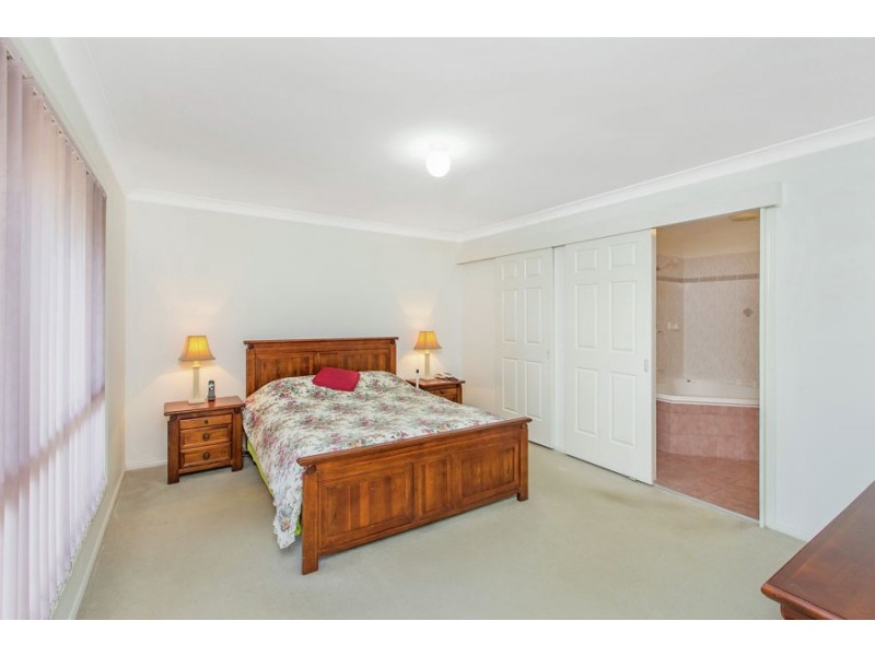6 Wattle Court, Calamvale QLD 4116