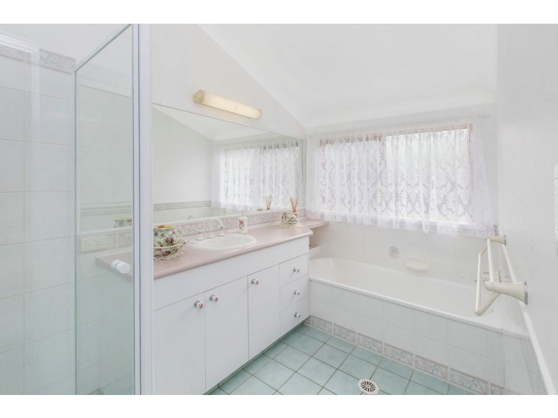 6 Wattle Court, Calamvale QLD 4116