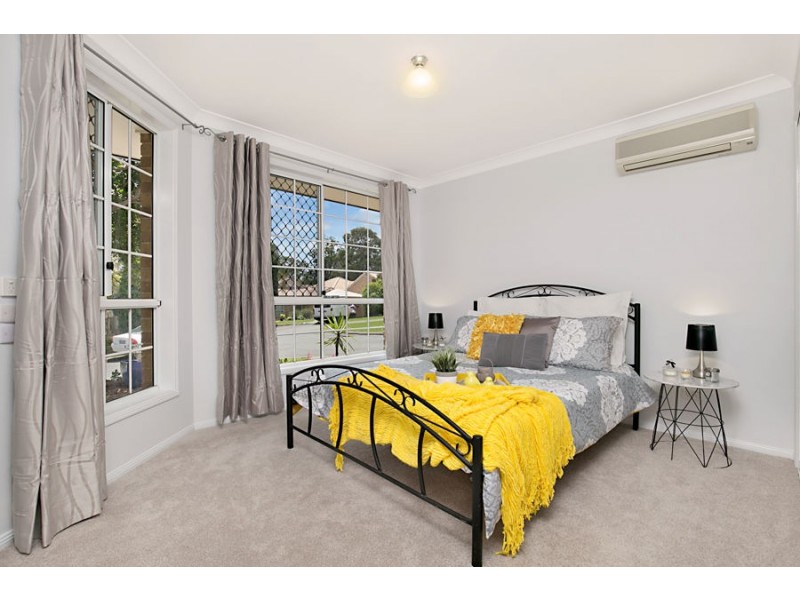 3 Larrell Close, Eight Mile Plains QLD 4113