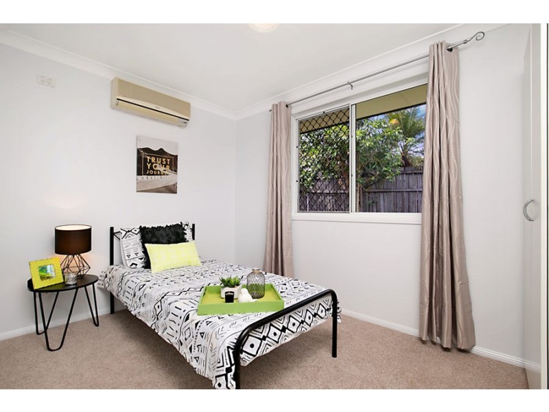 3 Larrell Close, Eight Mile Plains QLD 4113