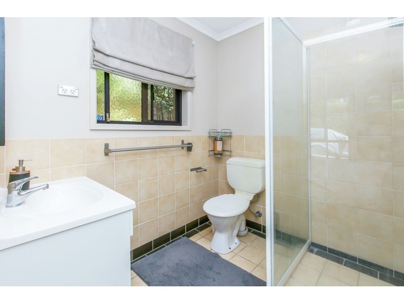 40 Boronia Avenue, Daisy Hill QLD 4127