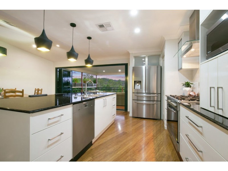 21 Explorers Way, Mount Cotton QLD 4165