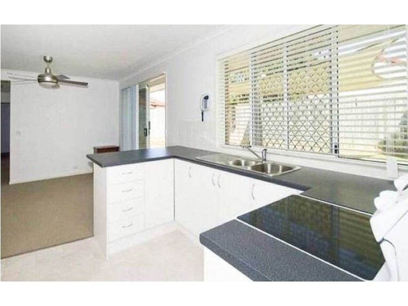 8 Tiaro Close, Durack QLD 4077