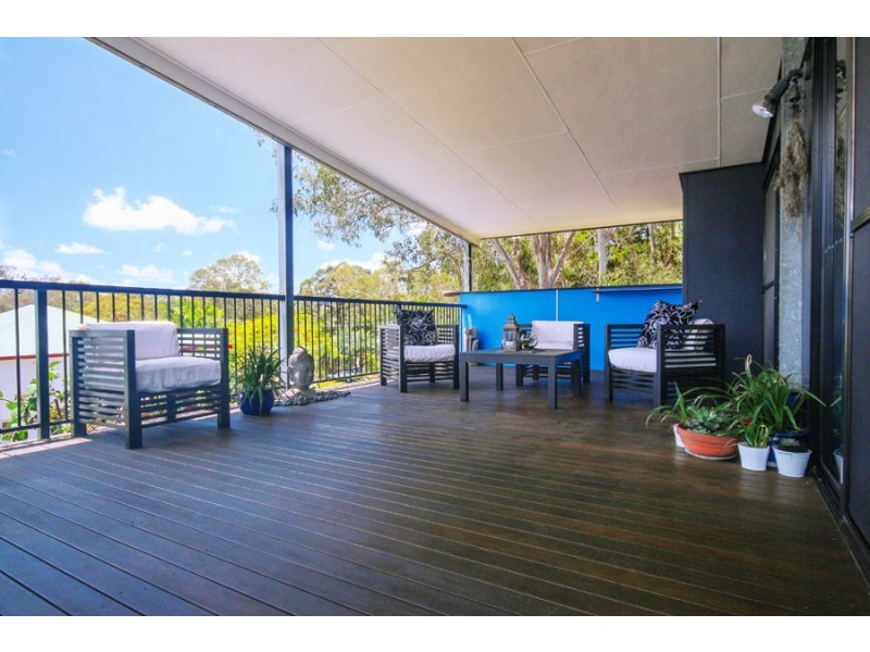 3 Kim Crescent, Macleay Island QLD 4184