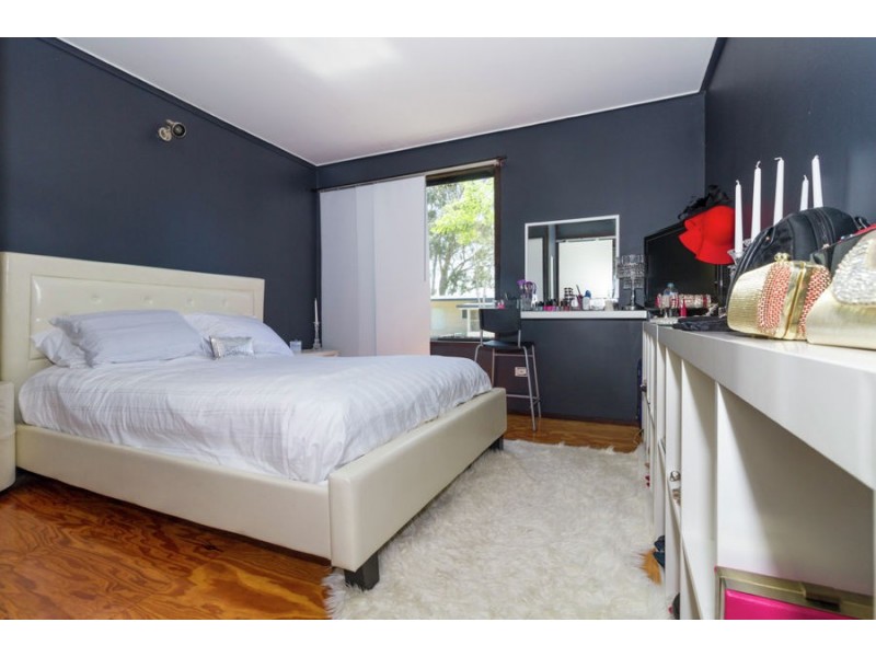 3 Kim Crescent, Macleay Island QLD 4184