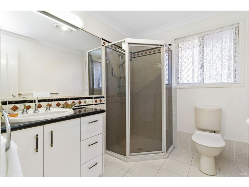 46 AZALEA CRESCENT, Calamvale QLD 4116