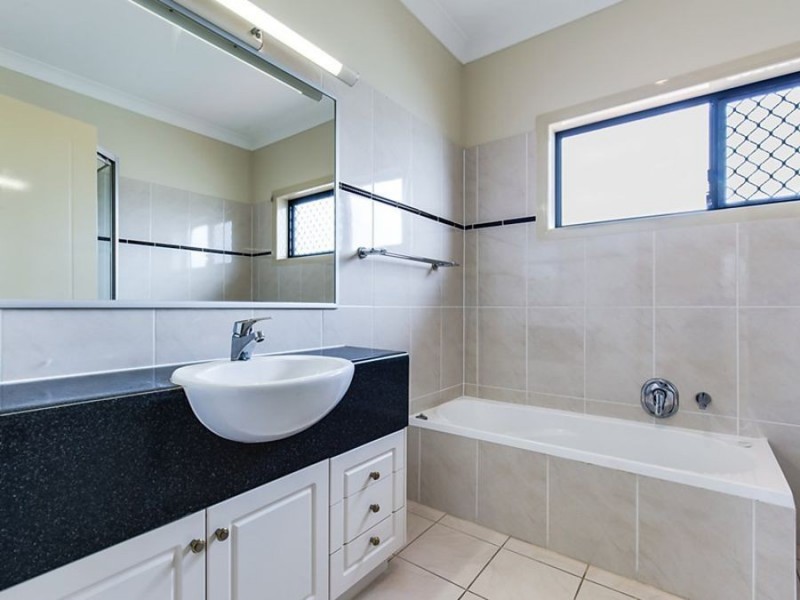 5/19 Daniells Street, Carina QLD 4152