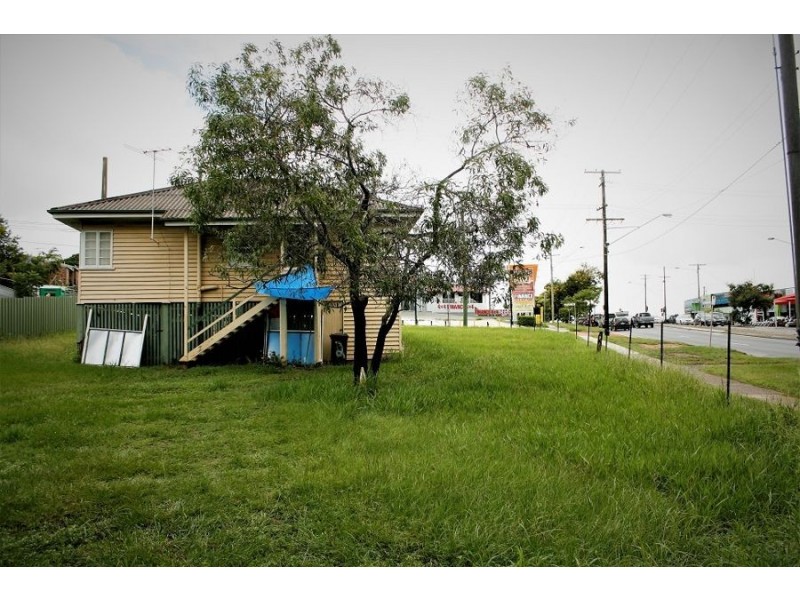 2 Helles St, Moorooka QLD 4105