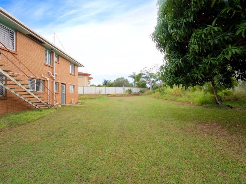 24 Endsleigh Street, Macgregor QLD 4109