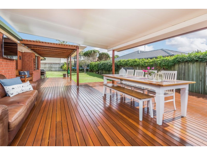 11 Lorikeet Place, Wishart QLD 4122