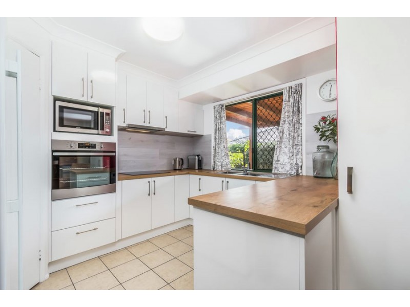11 Lorikeet Place, Wishart QLD 4122