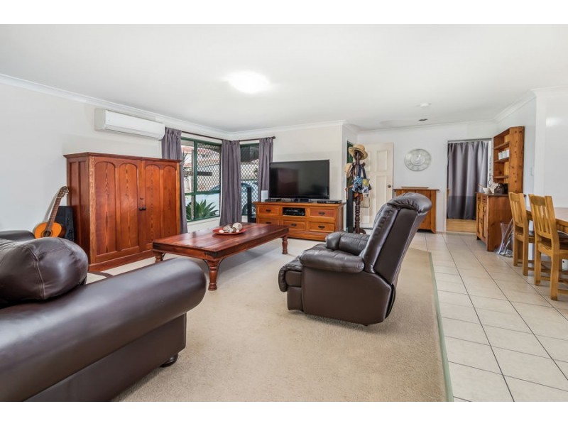 11 Lorikeet Place, Wishart QLD 4122