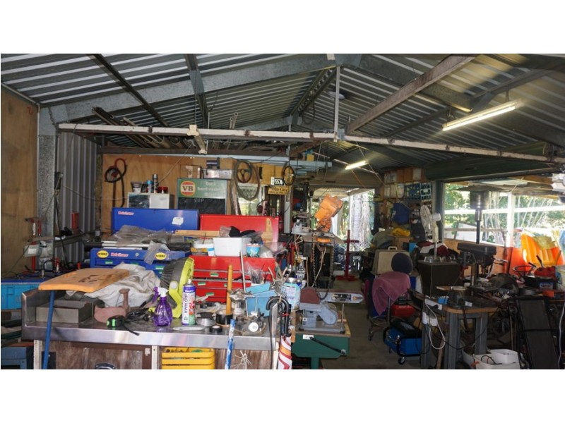 51 Laughlin Street, Kingston QLD 4114