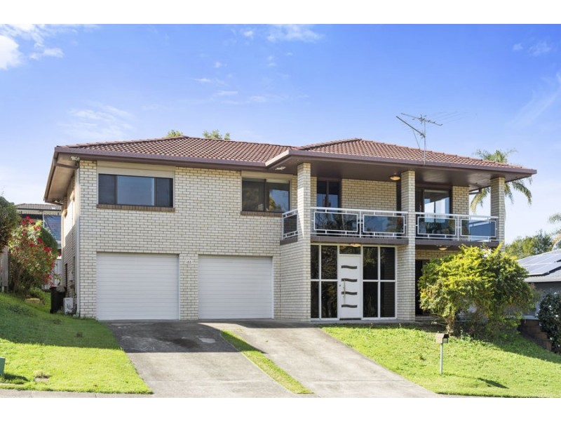 133 Greenmeadow Road, Mansfield QLD 4122