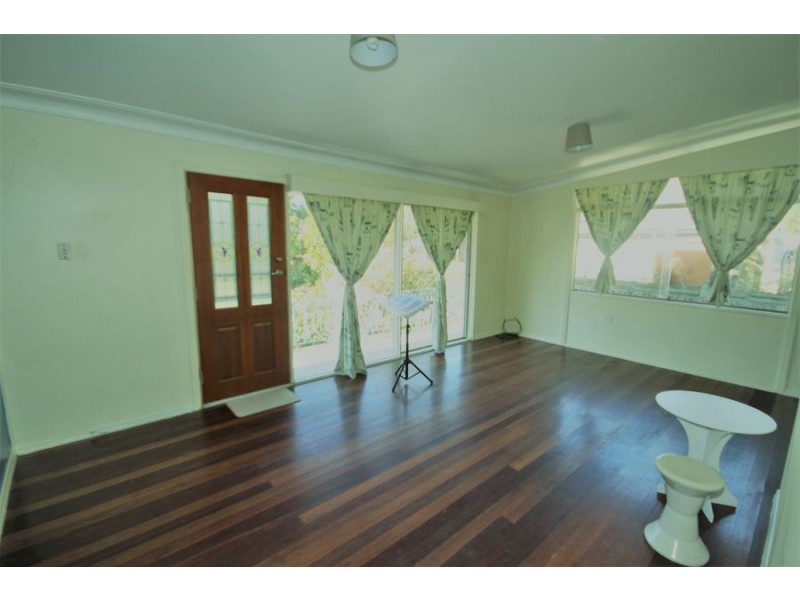 19 Benaud Street, Macgregor QLD 4109