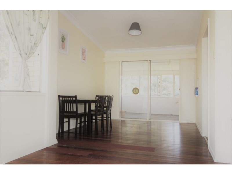 19 Benaud Street, Macgregor QLD 4109