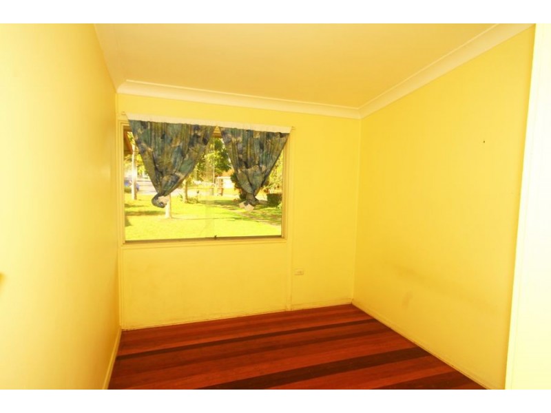 19 Benaud Street, Macgregor QLD 4109