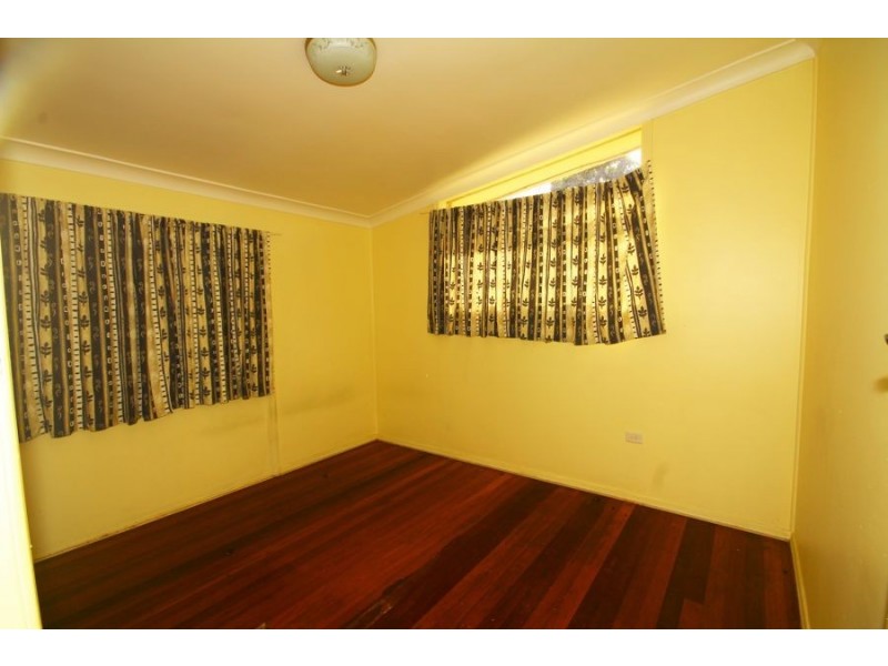 19 Benaud Street, Macgregor QLD 4109