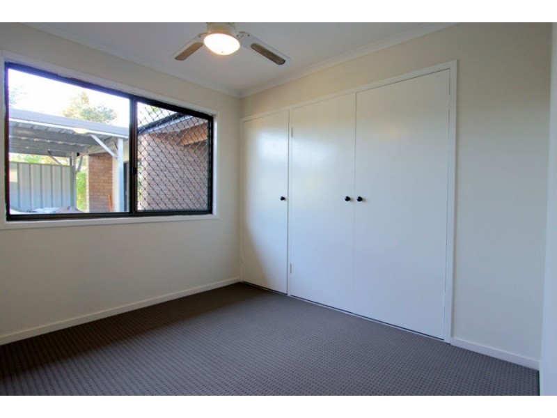 2 Reerden Street, Collingwood Park QLD 4301