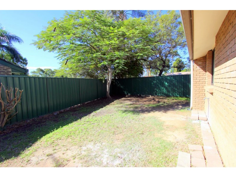 2 Reerden Street, Collingwood Park QLD 4301