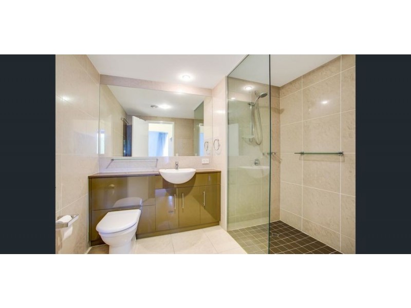 Swell Resort – 1 Ocean Street, Burleigh Heads QLD 4220