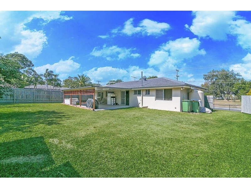 21 SILVERTOP ST, Hillcrest QLD 4118