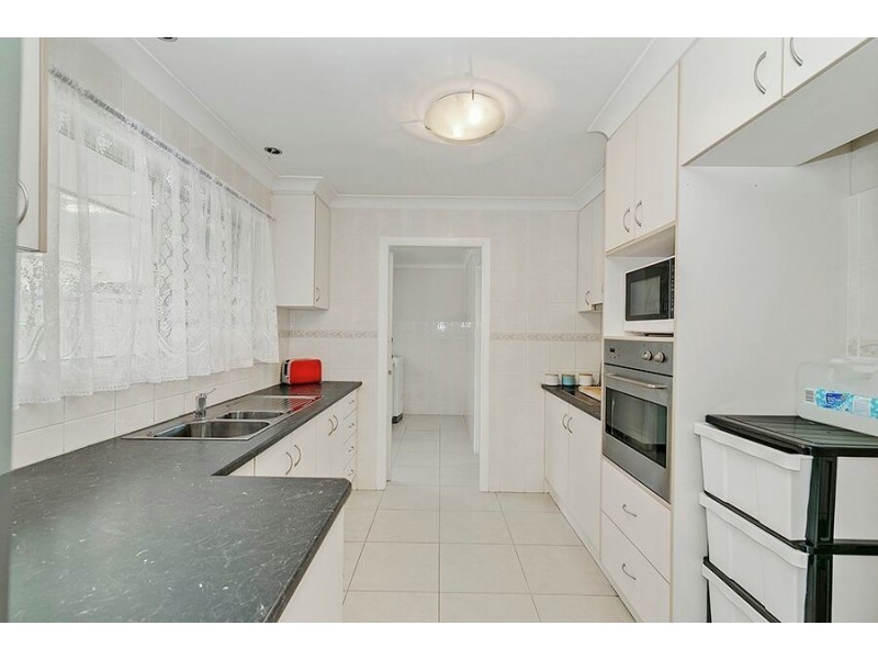 21 SILVERTOP ST, Hillcrest QLD 4118