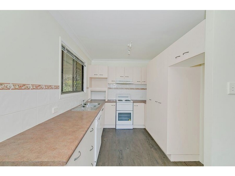 28 Bushmills st, Hillcrest QLD 4118