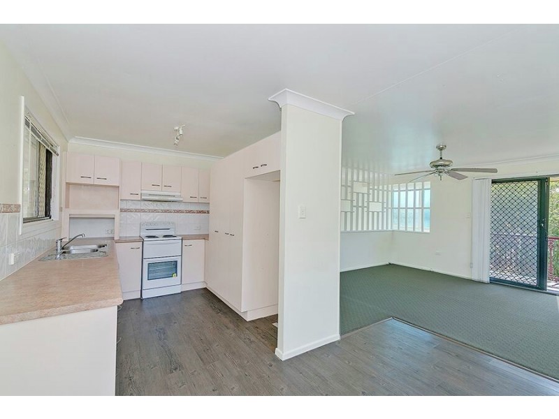 28 Bushmills st, Hillcrest QLD 4118