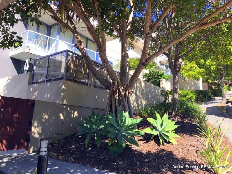 2055 1 Ocean Street, Burleigh Heads QLD 4220