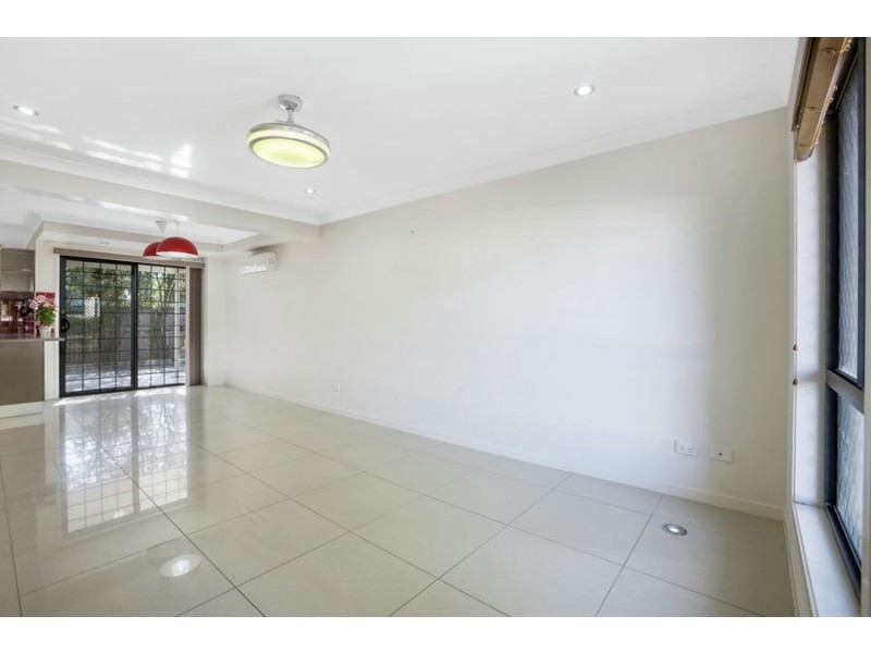 5/8 Charnwood Street, Sunnybank Hills QLD 4109