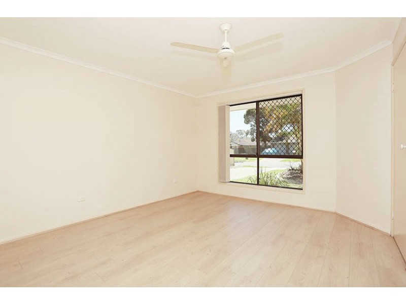 32 Staydar Crescent, Meadowbrook QLD 4131