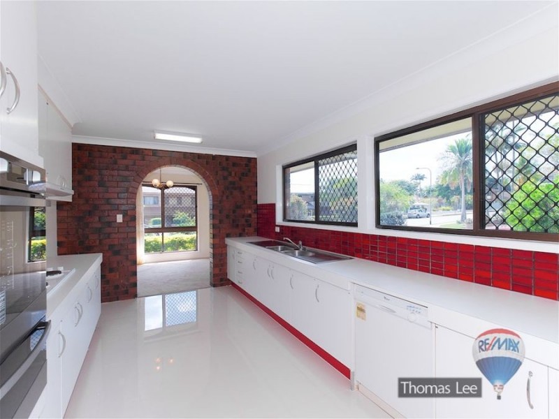 12 Malbon Street, Eight Mile Plains QLD 4113