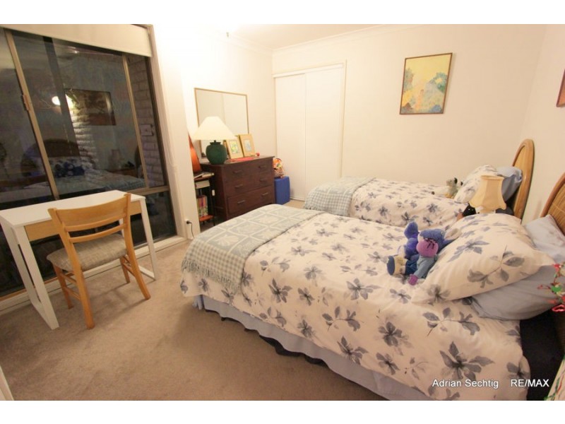 3 Petunia Court, Miami QLD 4220